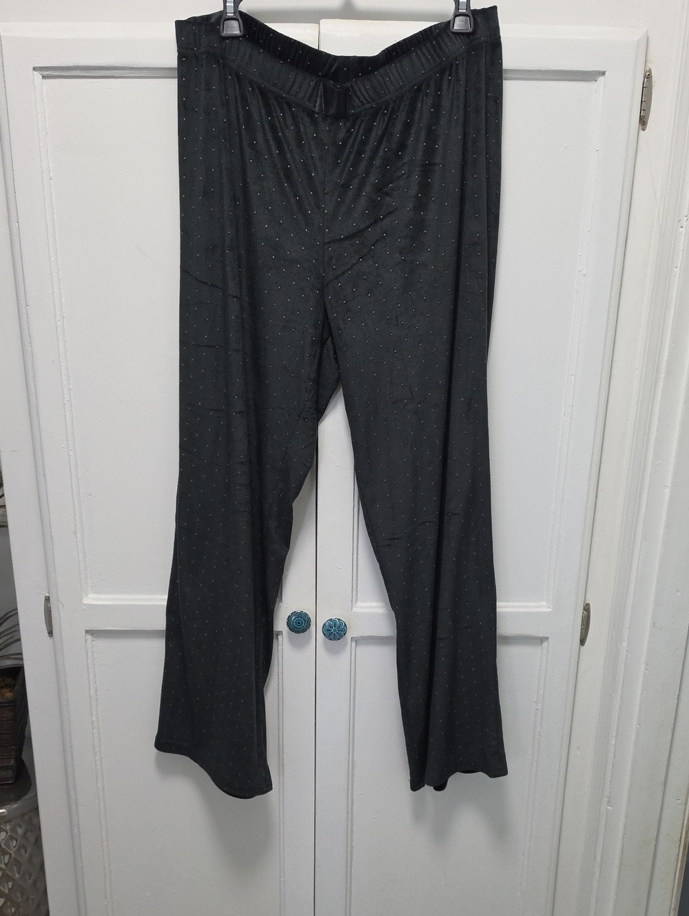 Juicy Couture Black Wide-Leg Lounge Pants with Subtle Dot Detail